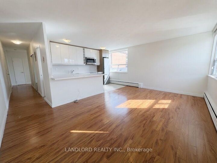 Property Photo:  140 Springhurst Avenue 31  ON M6K 1C1 