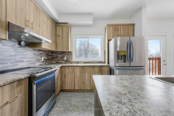Property Photo: 35 Caroline Street ON L3B 0J8