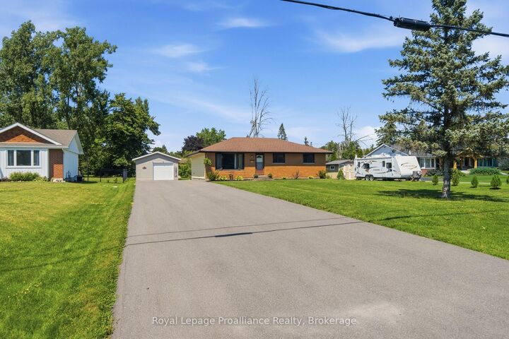 Property Photo: 499 Meyers Creek Road ON K8V 0P4