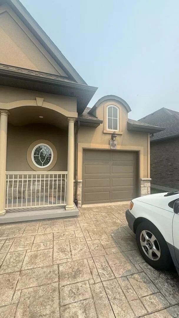Property Photo: 8446 Jennfer Crescent ON L2H 0J3