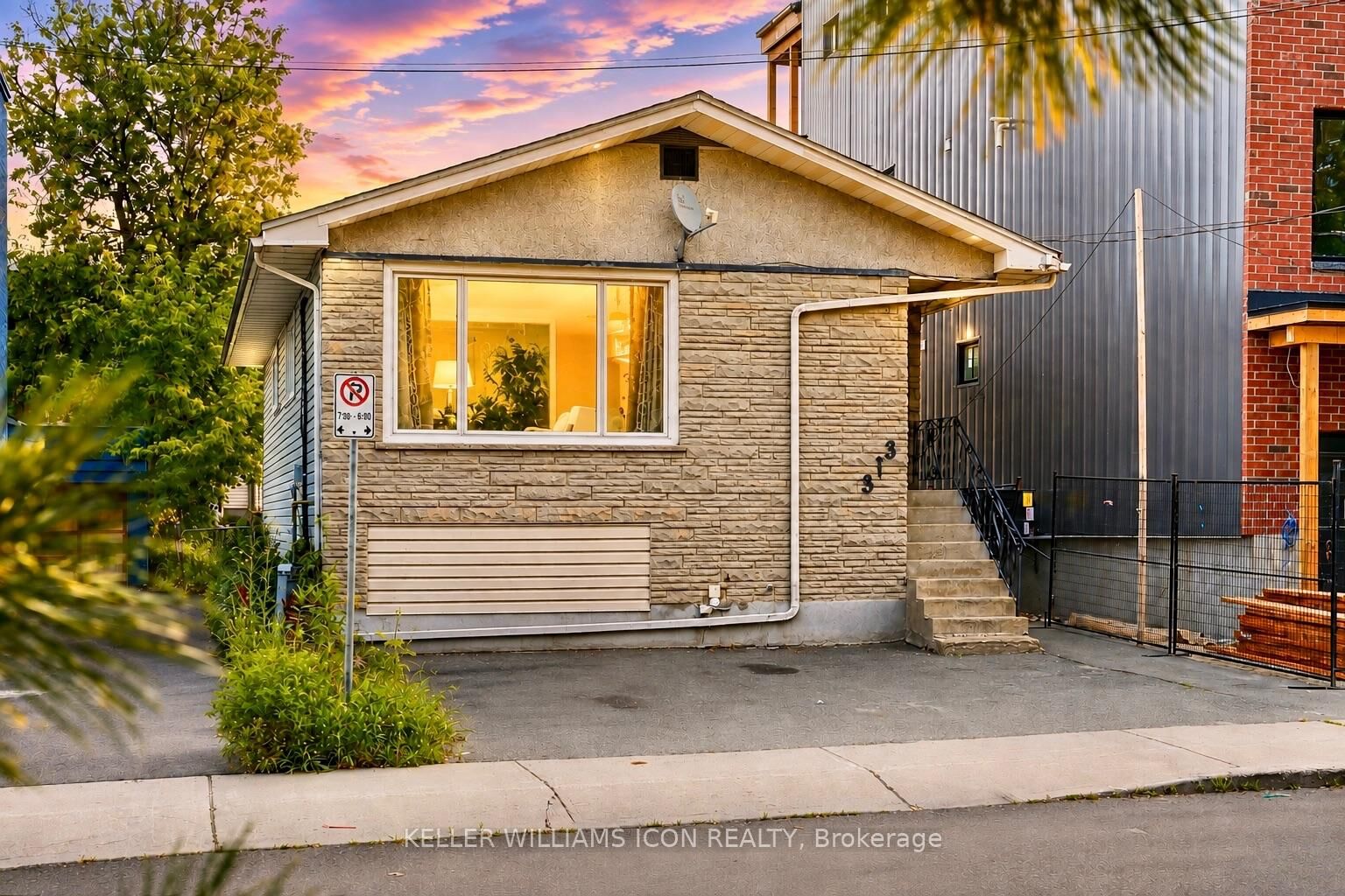 Property Photo: 313 Savard Avenue ON K1L 7S1
