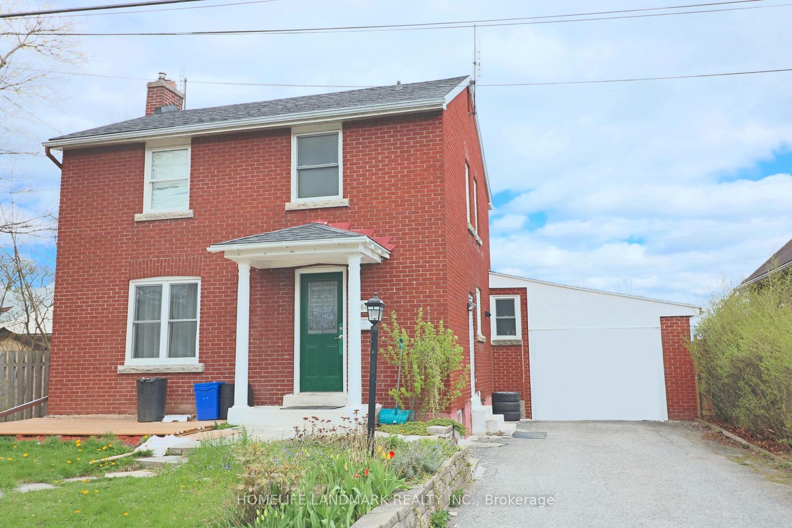 Property Photo: 4664 Homewood Avenue ON L2E 4Y2
