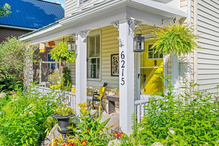 Property Photo: 6215 Abbott Street W ON K2S 0B4