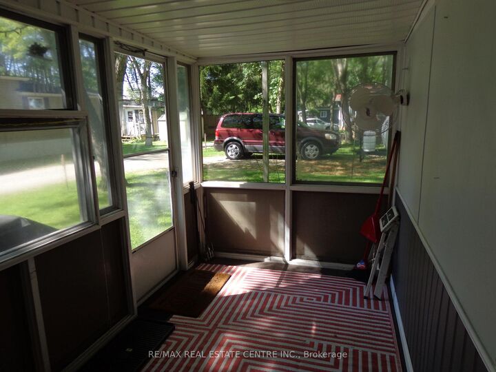 Photo de la propriété: 1652 Puddicombre Road 422 ON N3A 2Z4