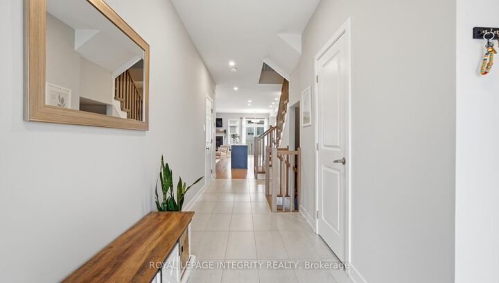 Property Photo: 662 Putney Crescent ON K2S 1E7