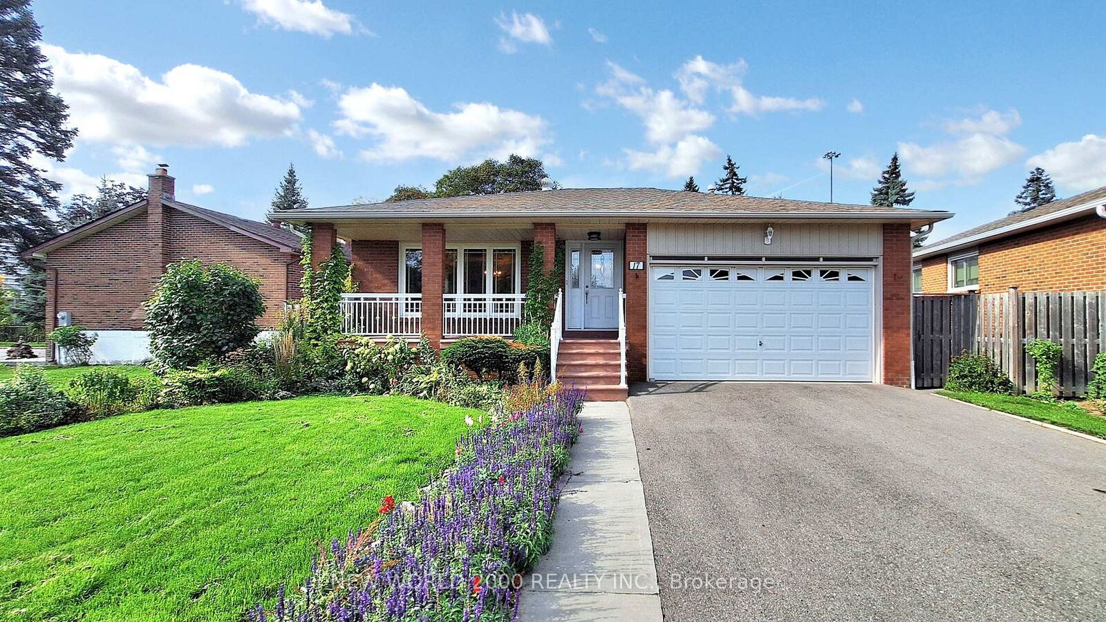 Property Photo: 17 Squirewood Road ON M2J 4T2