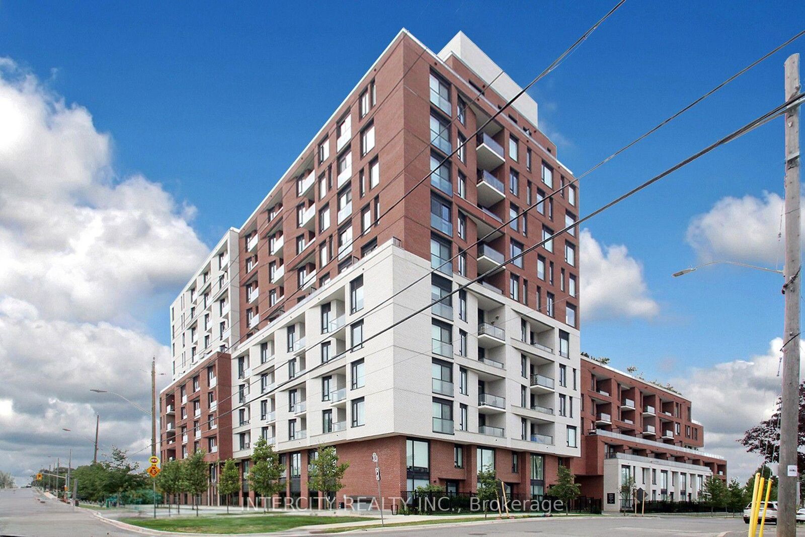Property Photo: 3100 Keele Street 1201 ON M3M 0E1