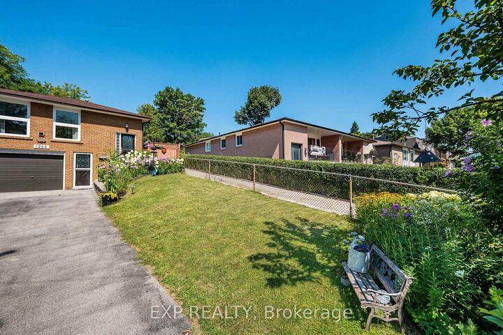 Property Photo: 1288 Playford Road ON L5J 3V7