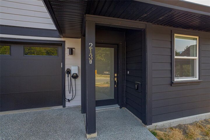 Property Photo:  213 Macdonald Rd  BC V0R 2G0 