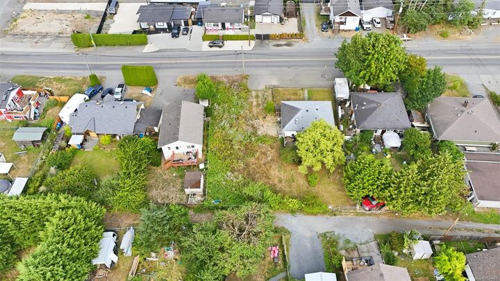 Property Photo: 840 Victoria Rd BC V9R 4R8