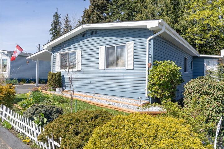 Property Photo:  7701 Central Saanich Rd #33  BC V8M 1X3 