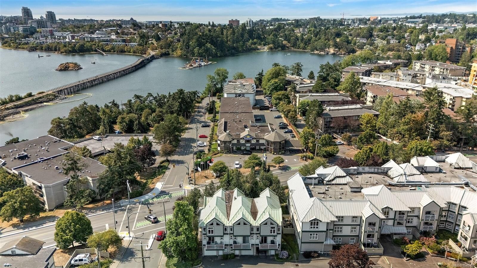 Property Photo: 234 Gorge Rd E BC V9A 1L5