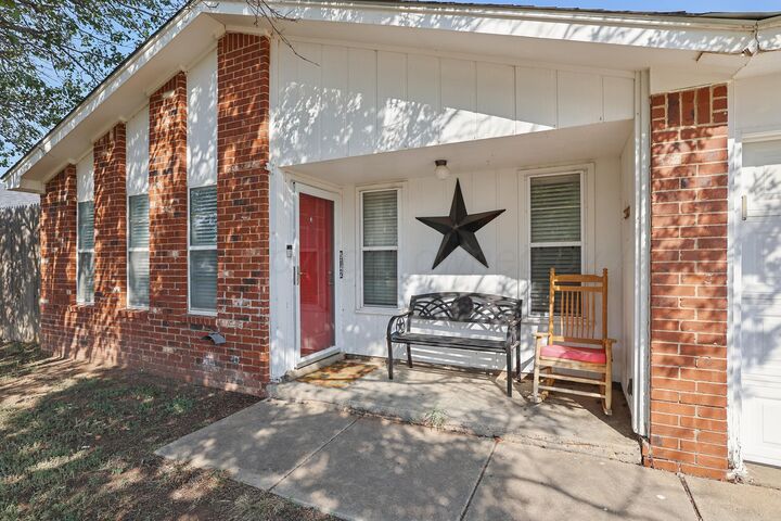 Property Photo:  5142 Royce Drive  TX 79110-3011 