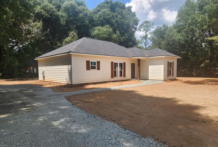 Property Photo:  126 Third St  GA 31763 