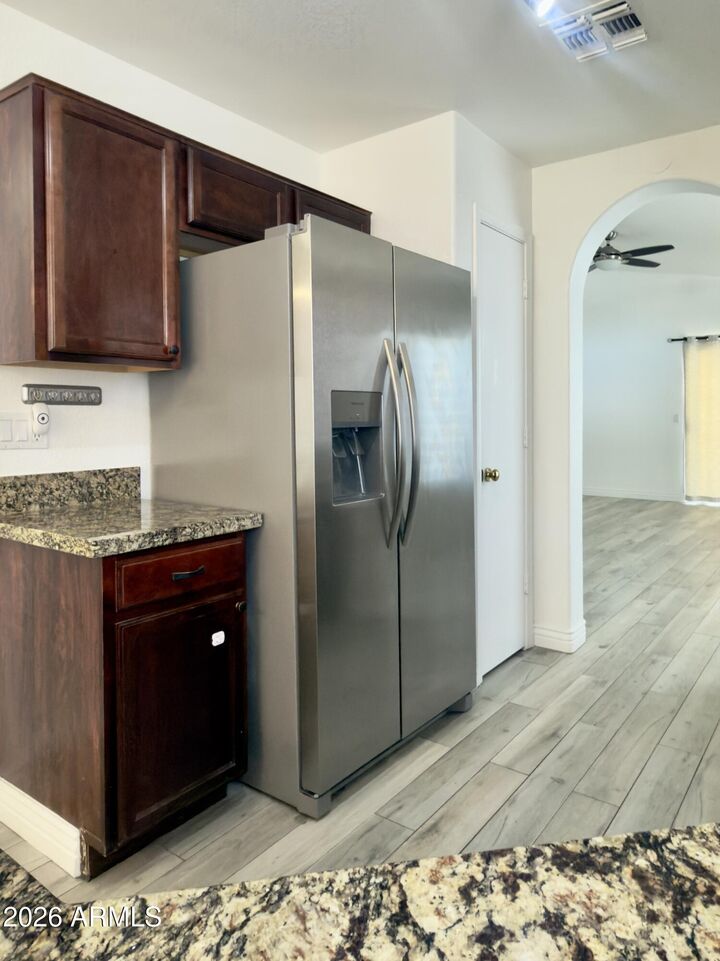 Property Photo:  1360 S Portland Avenue  AZ 85296 