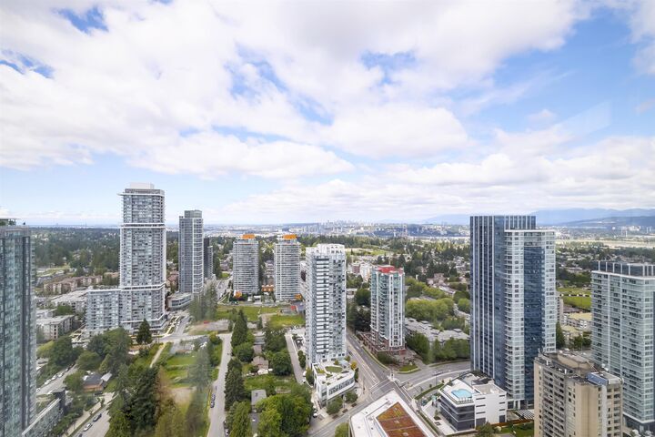 Property Photo: 13495 Central Avenue 3709 BC V3T 0K2