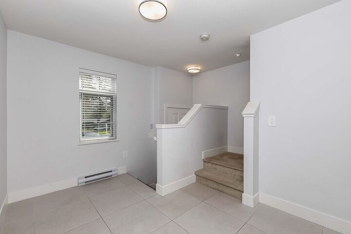 Property Photo:  2070 Oak Meadows Drive 31  BC V3Z 1J1 