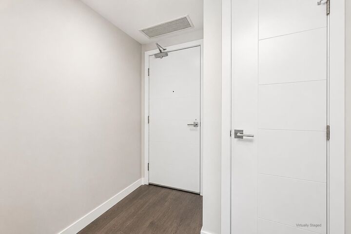 Property Photo: 677 W 41st Avenue 303 BC V5Z 2N1