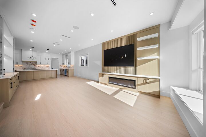 Property Photo: 16473 20 Avenue BC V3Z 9M9