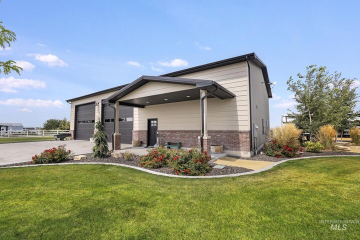 Property Photo:  394 East 300 South  ID 83318 