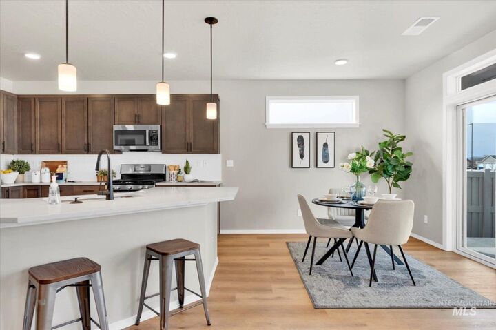 Property Photo: 3712 E Fitz Roy St. ID 83634