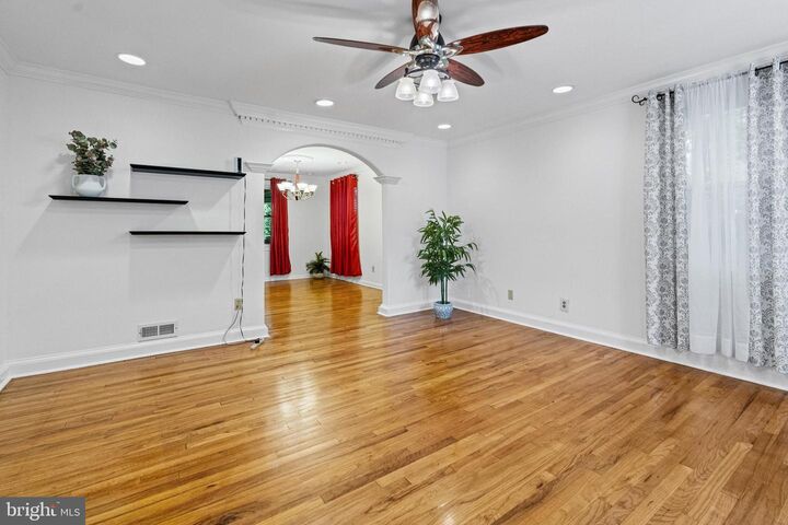 Property Photo:  1037 Reverdy Road  MD 21212 
