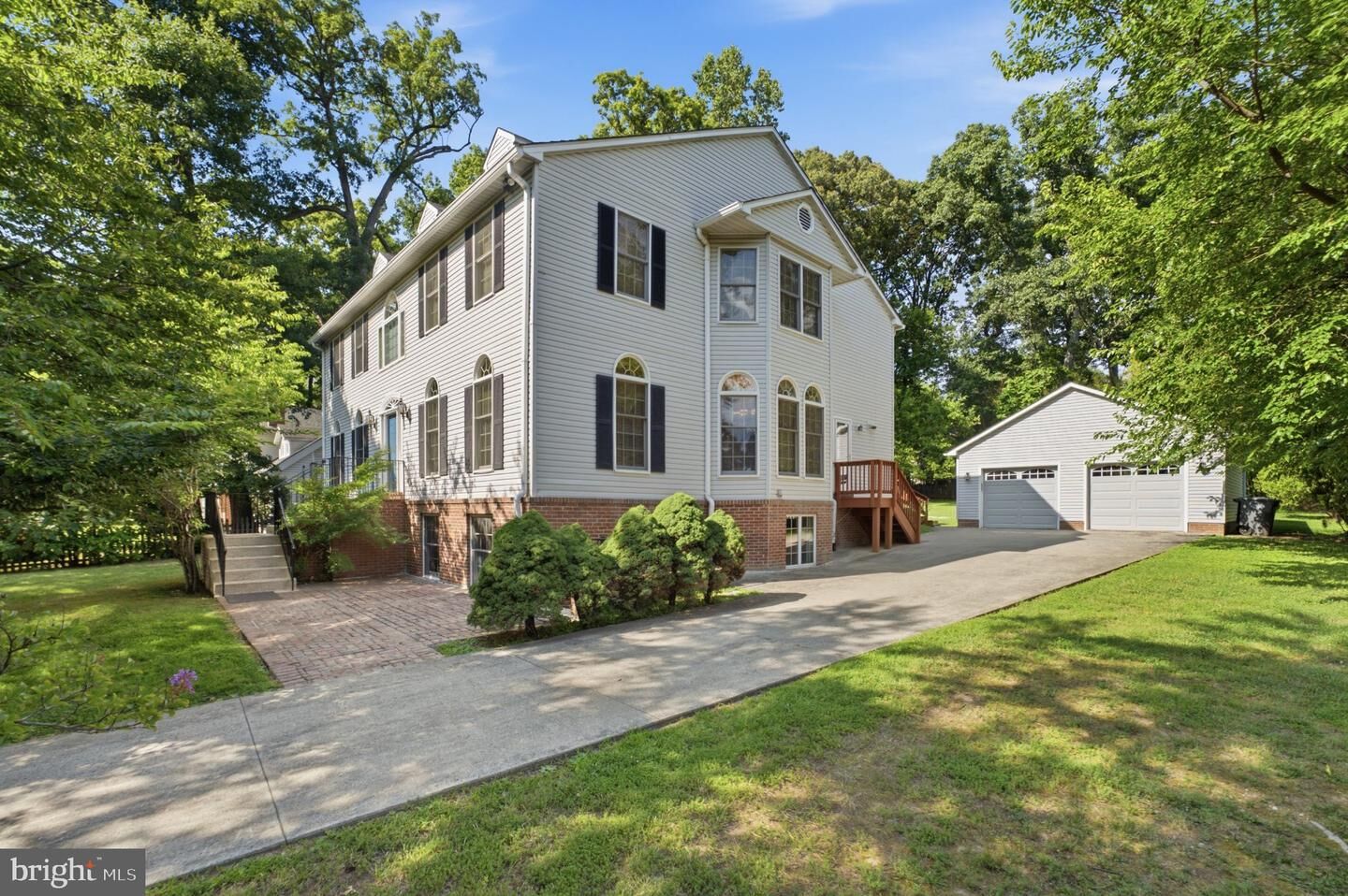 Property Photo:  2725 Oldewood Drive  VA 22043 