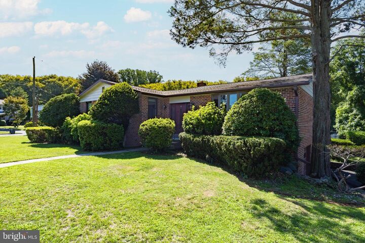 Property Photo:  975 Spring View Drive  PA 18966 
