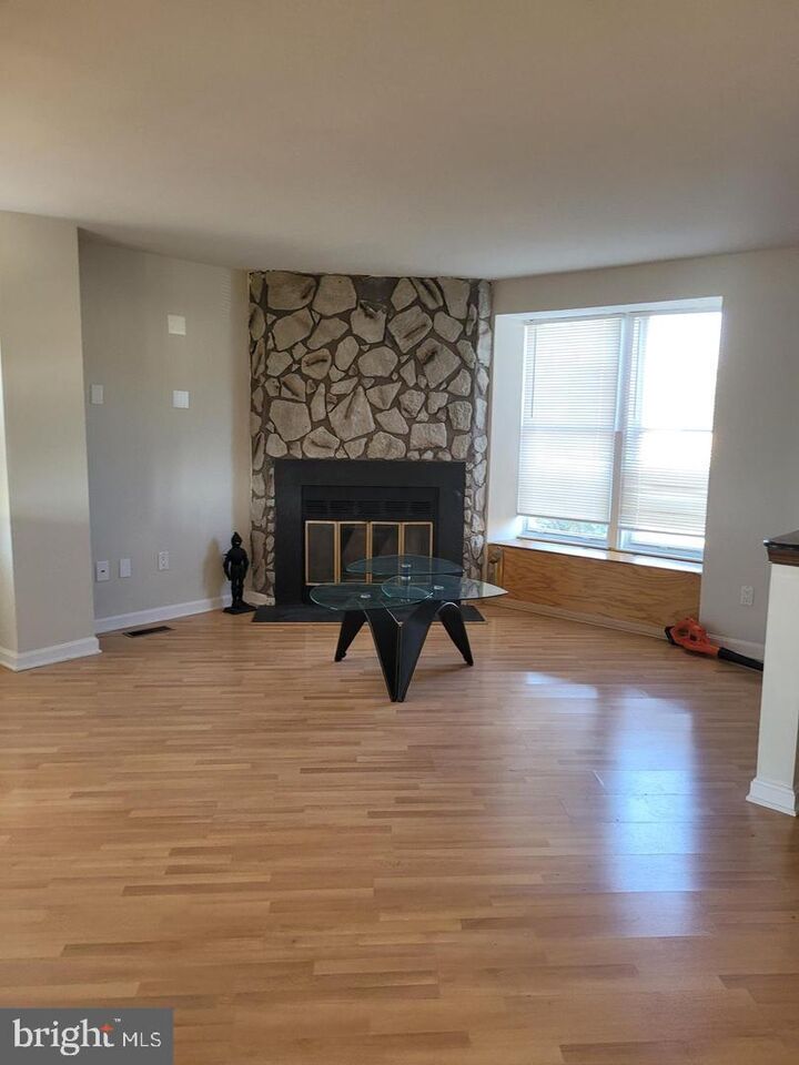 Property Photo: 1810 Tilletson Place VA 22191