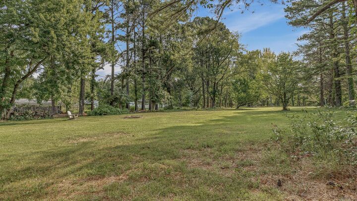 Property Photo: 1720 Ridge Oak AR 72404