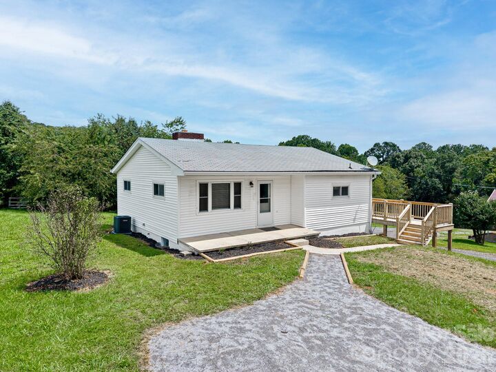 Property Photo:  12 Baker Road  NC 28806 