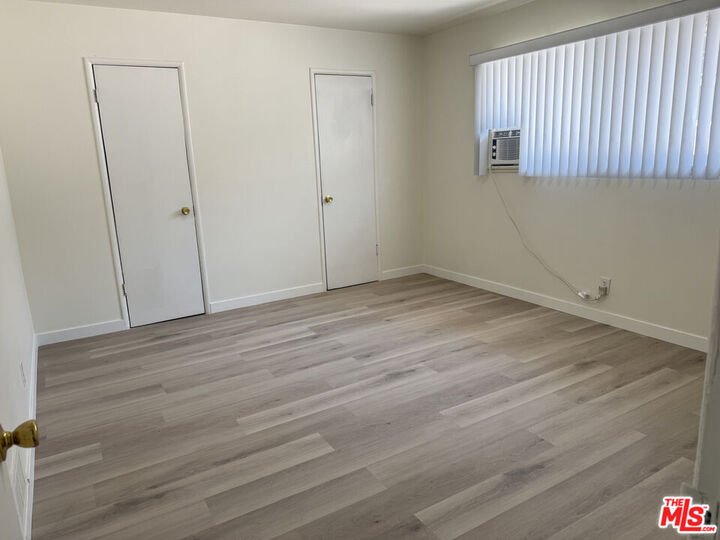 Property Photo: 1470 S Sherbourne Dr, Unit 4 CA 90035