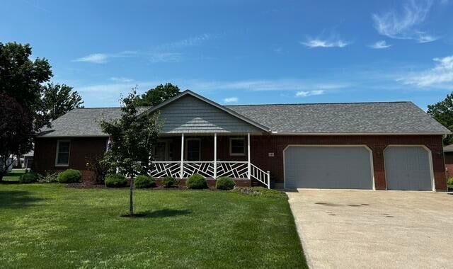 Property Photo:  645 Lakeshore W Drive  OH 43025 