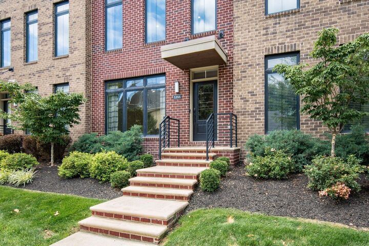 Property Photo: 1251 Perry Street OH 43201