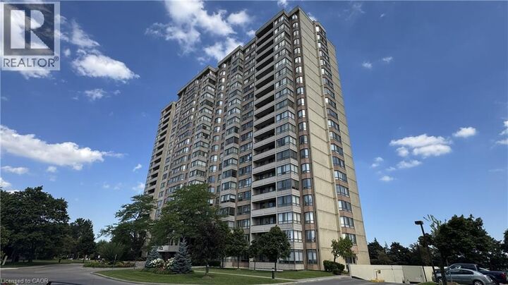 Property Photo:  100 County Court 707  ON L6W 3X1 