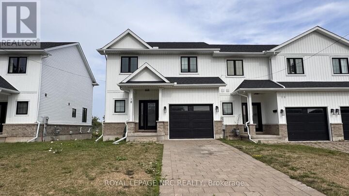 Property Photo:  18 King Street  ON L2A 3Z3 