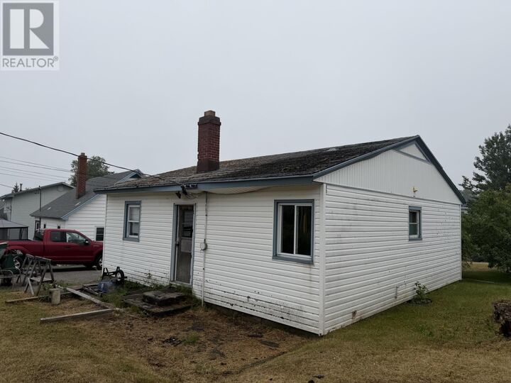 Property Photo:  10 Princess Ave  ON P0T 2W0 