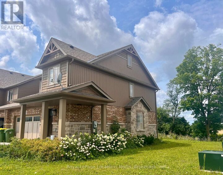 Property Photo: 162 Stonebrook Way ON N0C 1H0