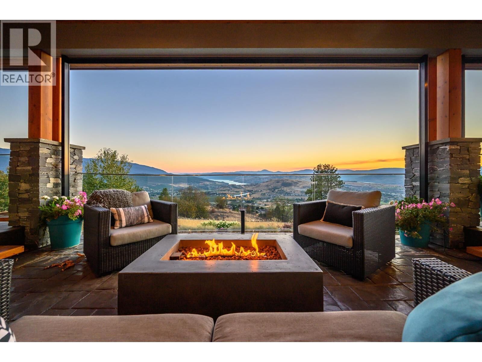 Property Photo: 195 Ravine Drive BC V1B 4C9