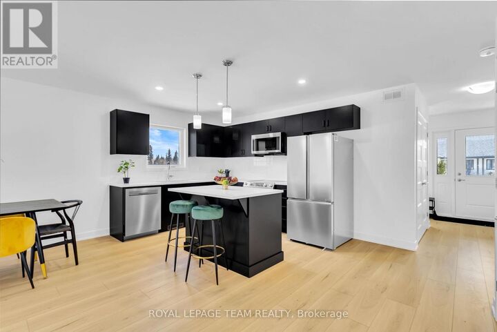Property Photo:  181 Seabert Drive  ON K7S 0H9 