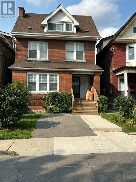 Property Photo: 33 Senator Avenue 1 ON L8L 1Z3