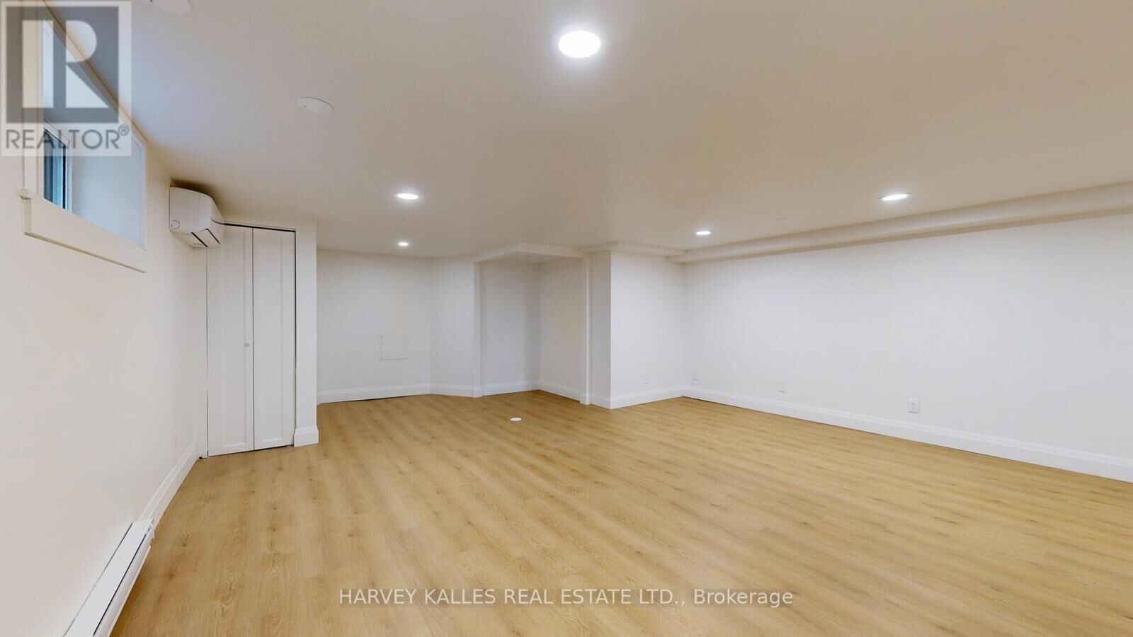 Property Photo:  1214 Avenue Road 3  ON M5N 2G4 