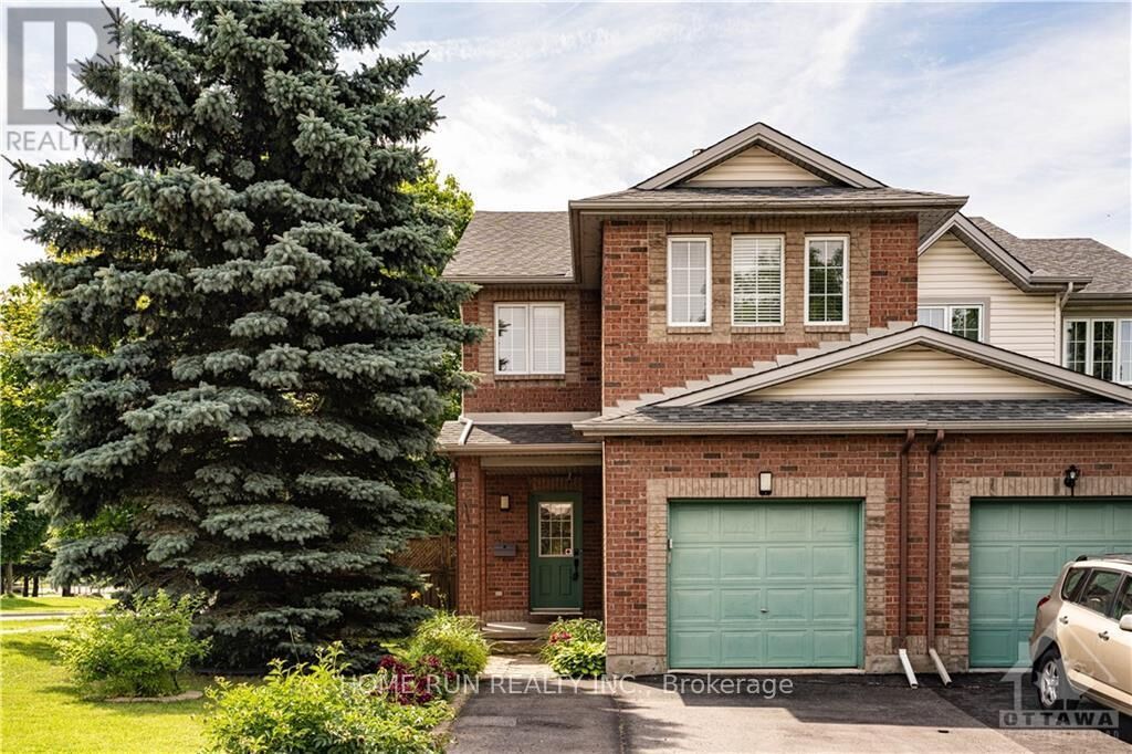 Property Photo: 2 Borealis Crescent ON K1K 4T4