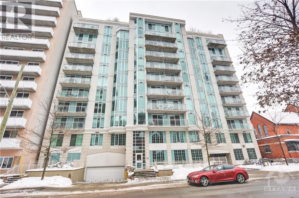 Property Photo: 138 Somerset Street 509 ON K2P 0A3