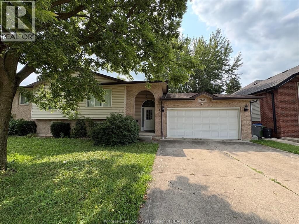 Property Photo: 2141 Longfellow Lower ON N9B 3J5