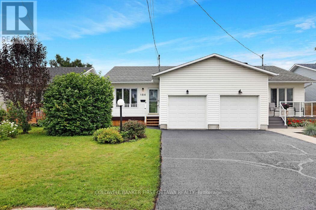 Property Photo:  184 Morris Street  ON K7C 4M8 