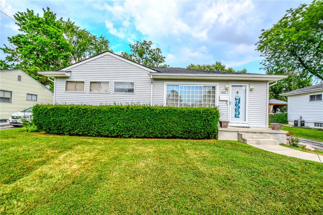 Property Photo:  432 Dundee Circle  OH 45431 