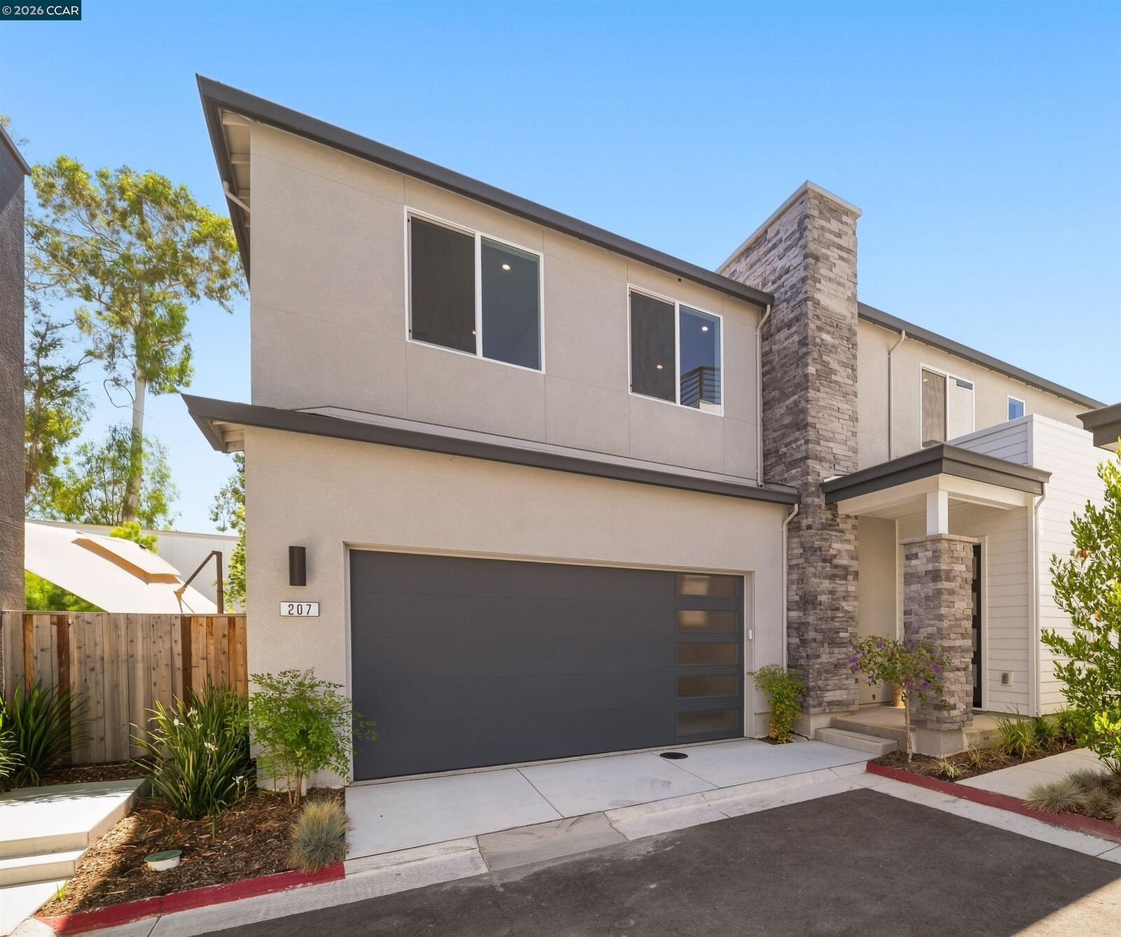 Property Photo:  207 Bisque Ct  CA 94583 