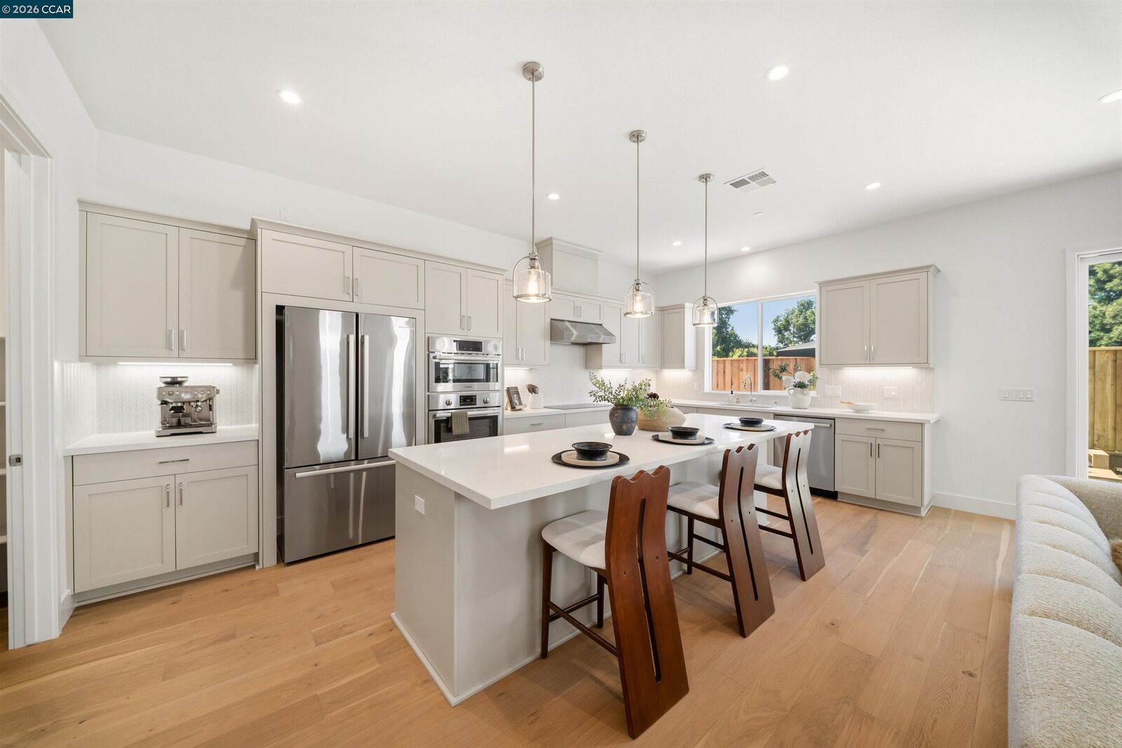 Property Photo:  207 Bisque Ct  CA 94583 