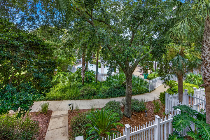 Property Photo: 9300 Baytowne Wharf Boulevard 414-416 FL 32550